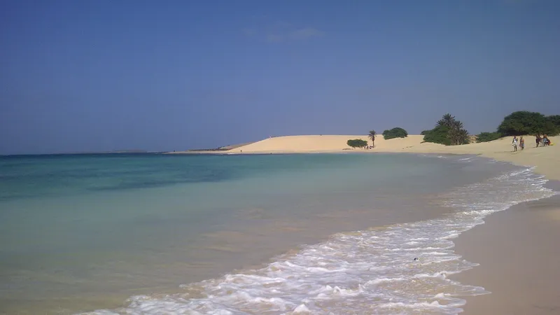 El precio del suelo junto a Praia de Chaves se triplica por la nueva ola de resorts todo incluido