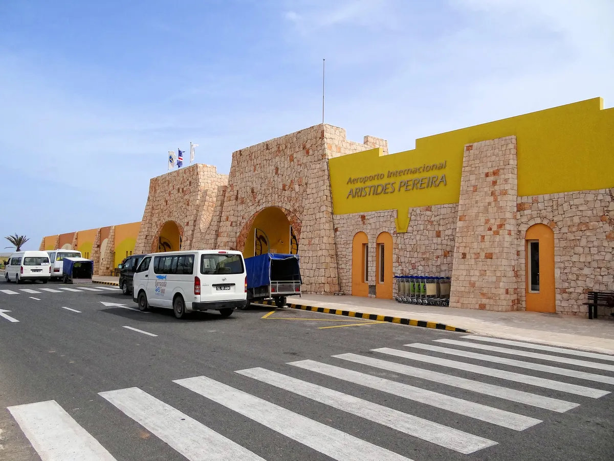 El aeropuerto Aristides Pereira dispara el precio del suelo en la periferia de Sal Rei