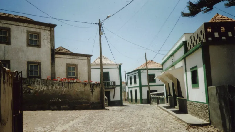 Apenas dos decenas de jóvenes intentan emanciparse cada año en Brava, según datos del INE de Cabo Verde