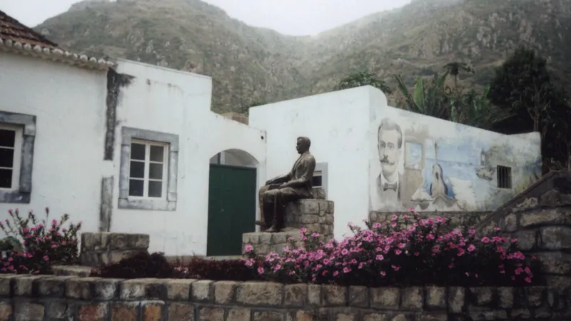 La Câmara Municipal da Brava estudia ceder viviendas municipales para frenar el éxodo de la isla