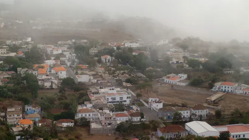 Brava, la isla más pequeña de Cabo Verde, ve cómo sus casas se vacían al ritmo de la emigración