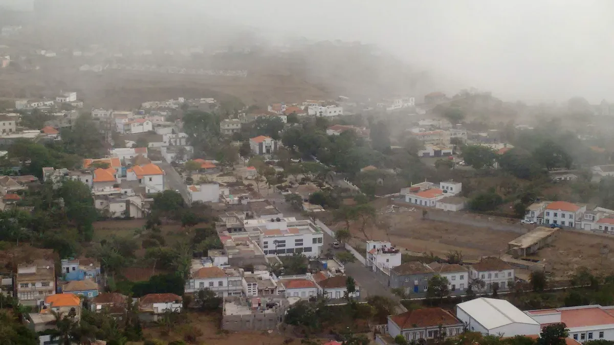 Brava, la isla más pequeña de Cabo Verde, ve cómo sus casas se vacían al ritmo de la emigración
