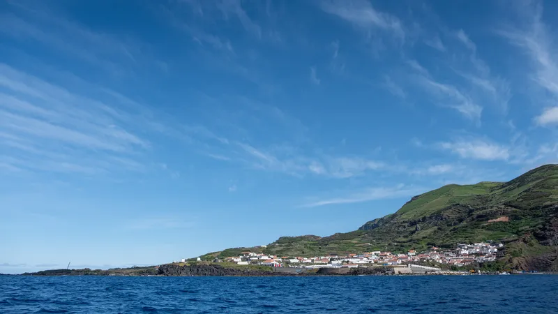 El Governo Regional dos Açores estudia nuevas ayudas a la vivienda para frenar el vaciamiento de Corvo