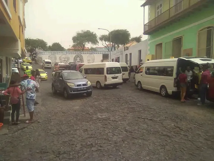 Los jóvenes de São Filipe, atrapados entre el alquiler y el precio del suelo urbano