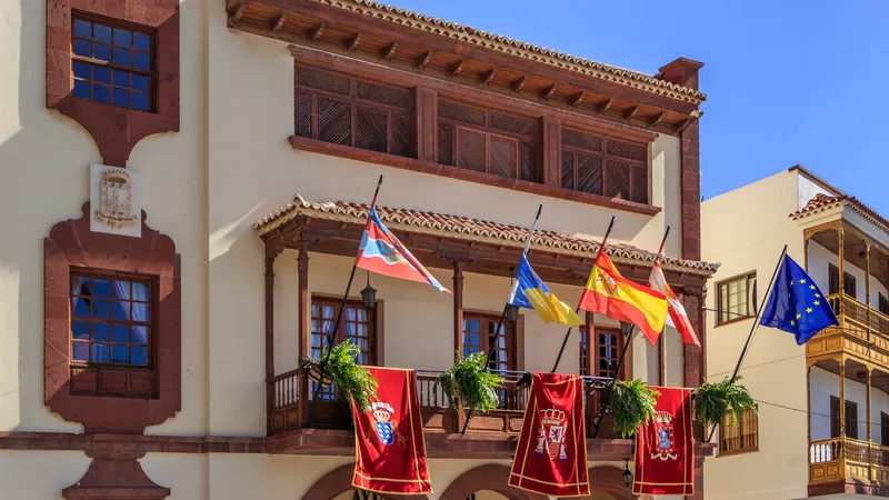 El Cabildo de La Gomera estudia declarar zonas tensionadas para frenar el precio del alquiler