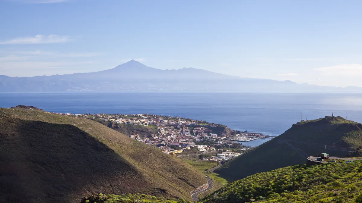 San Sebastián de La Gomera se queda sin pisos: la escasez de vivienda golpea a los trabajadores públicos y de servicios