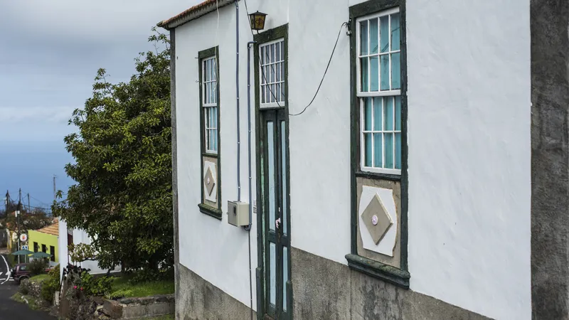 Las ayudas a la rehabilitación reviven las casas tradicionales de Las Tricias, en Garafía