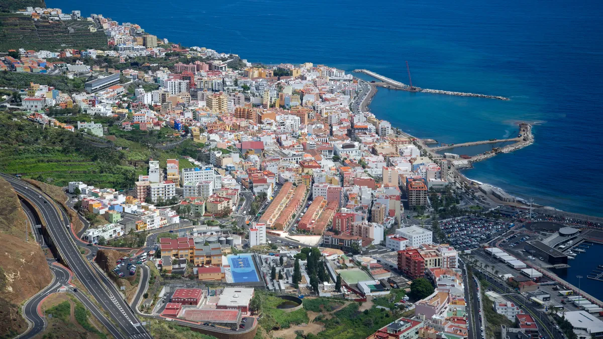 El auge de los antiguos establos y pajeros en suelo rústico dispara los precios en La Palma y tensiona el mercado de la vivienda
