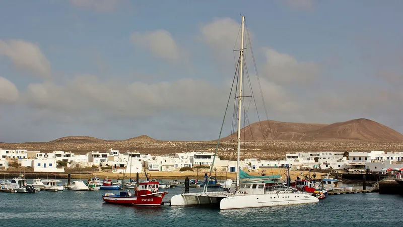 La protección del Archipiélago Chinijo deja a Caleta de Sebo prácticamente sin vivienda nueva pese a la demanda creciente