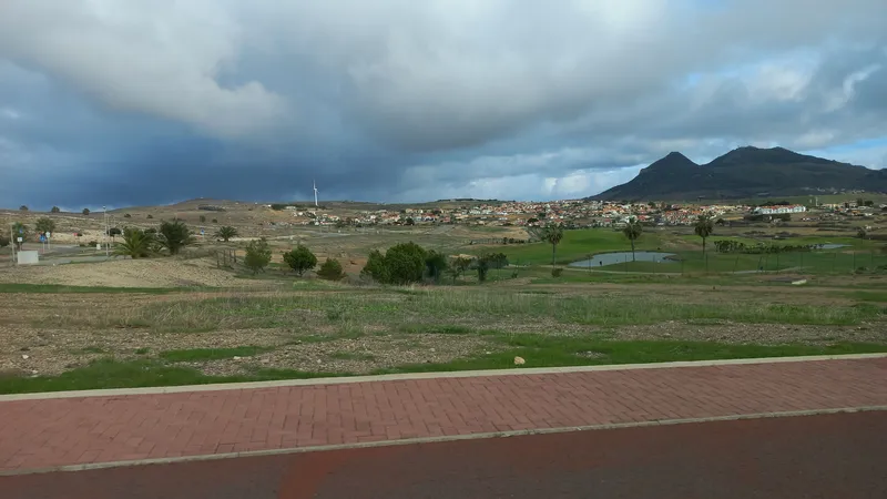 El campo de golf dispara el precio de las villas de lujo en el interior de Porto Santo