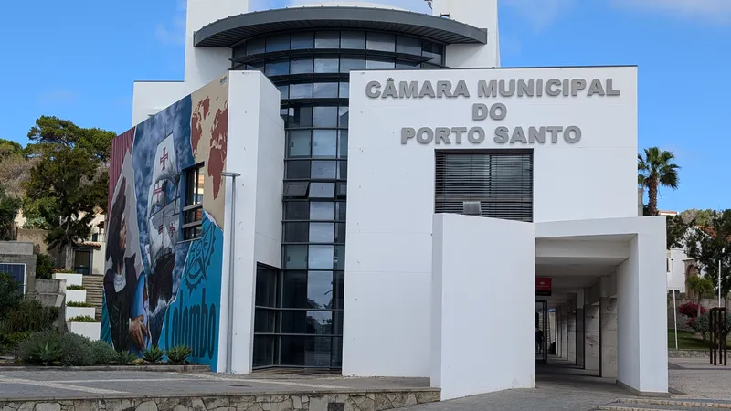 La Câmara Municipal de Porto Santo estudia nuevas fórmulas para frenar la falta de vivienda asequible