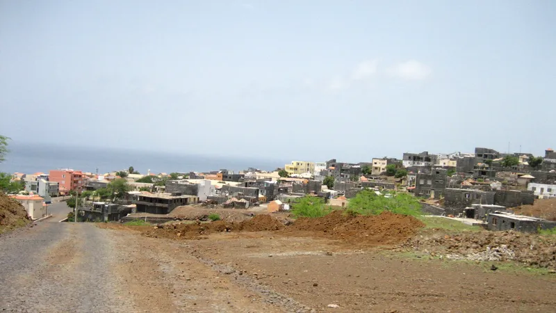 Cabo Verde actuará en las viviendas de las familias del accidente de Fogo