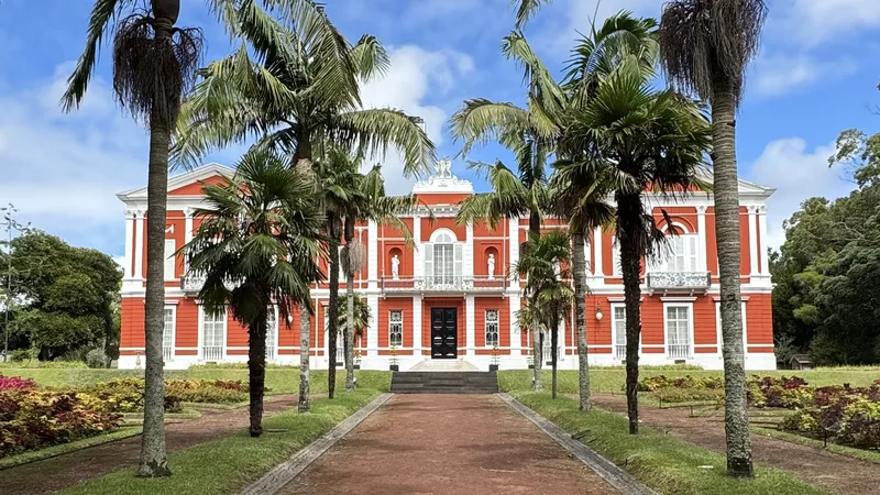 El Governo Regional dos Açores estudia declarar zona de presión urbanística parte de São Miguel