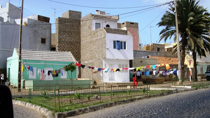 Los jóvenes de Mindelo, cada vez más lejos de comprar su primera vivienda